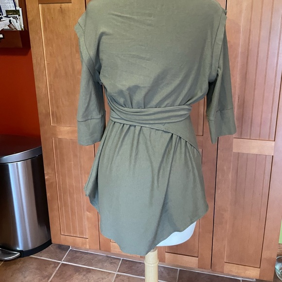 Uptown by Kiya Tomlin That’s a Wrap top in olive green. XS - Picture 3 of 5